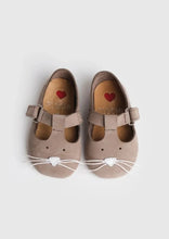 Load image into Gallery viewer, Brown Kitty