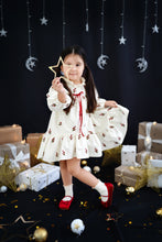 Load image into Gallery viewer, Red bloom