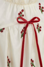 Load image into Gallery viewer, Red bloom