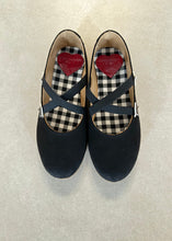 Load image into Gallery viewer, Black Star