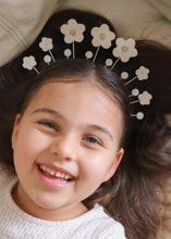 Load image into Gallery viewer, White Flowers