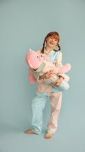 Load image into Gallery viewer, Kika Hug Me
