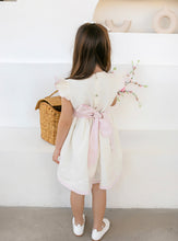 Load image into Gallery viewer, Flamingo Linen dress
