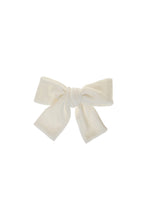 Load image into Gallery viewer, Mini Velvet Bow
