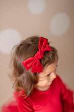 Load image into Gallery viewer, Velvet Headband
