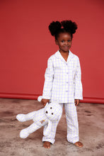 Load image into Gallery viewer, Lilly
