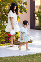 Load image into Gallery viewer, Beige Papillon
