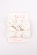 Load image into Gallery viewer, White velvet Hair clip  by
