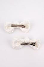 Load image into Gallery viewer, White velvet Hair clip  by
