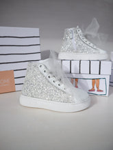 Load image into Gallery viewer, White Sparkle Tulle
