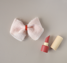 Load image into Gallery viewer, Wool clips
